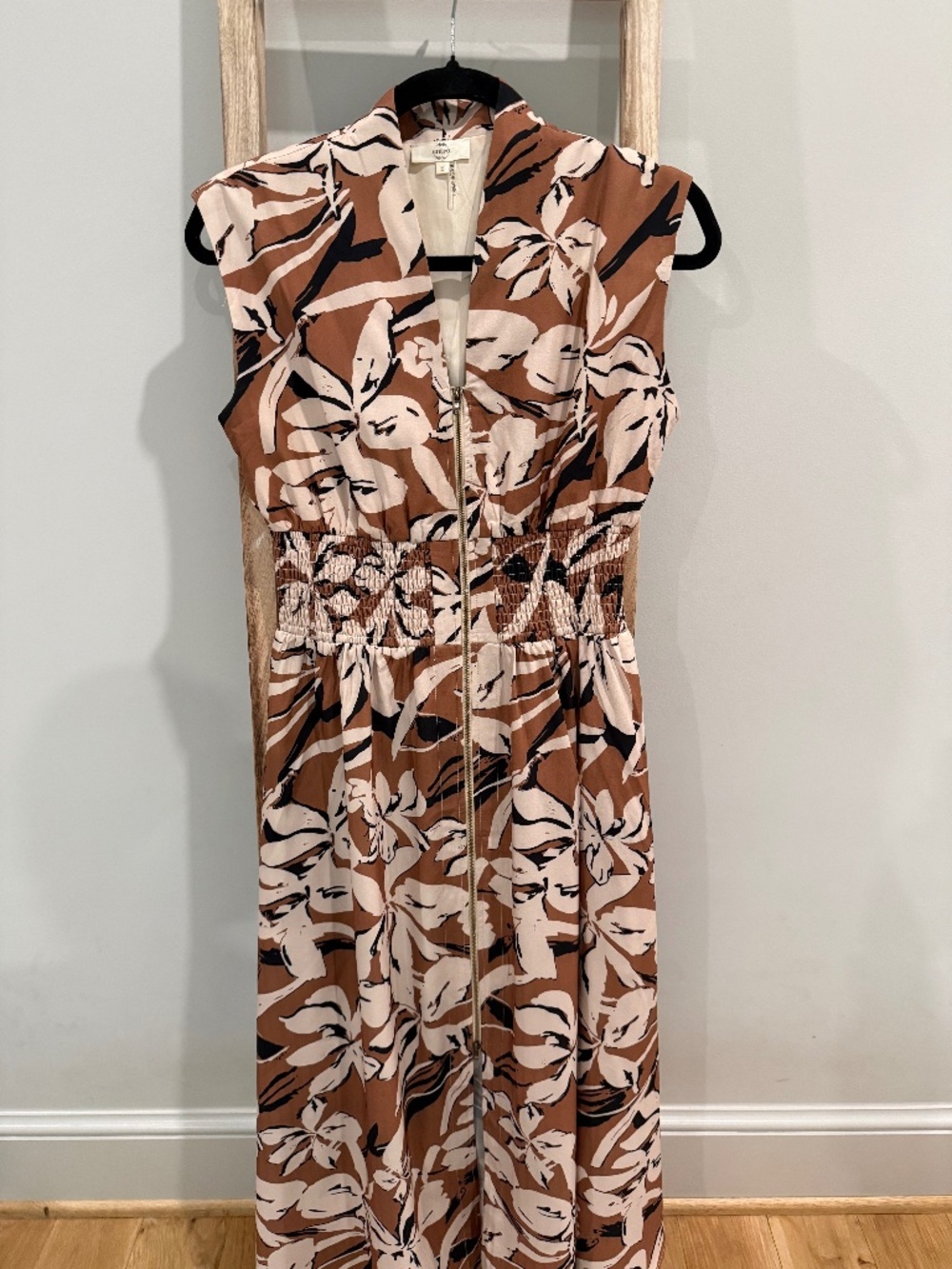 Entro Midi Zip Up Dress